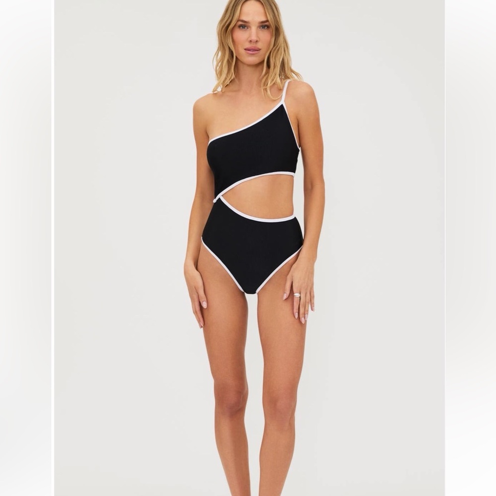 New Beach Riot Liora Cut Out One Piece Swimsuit
